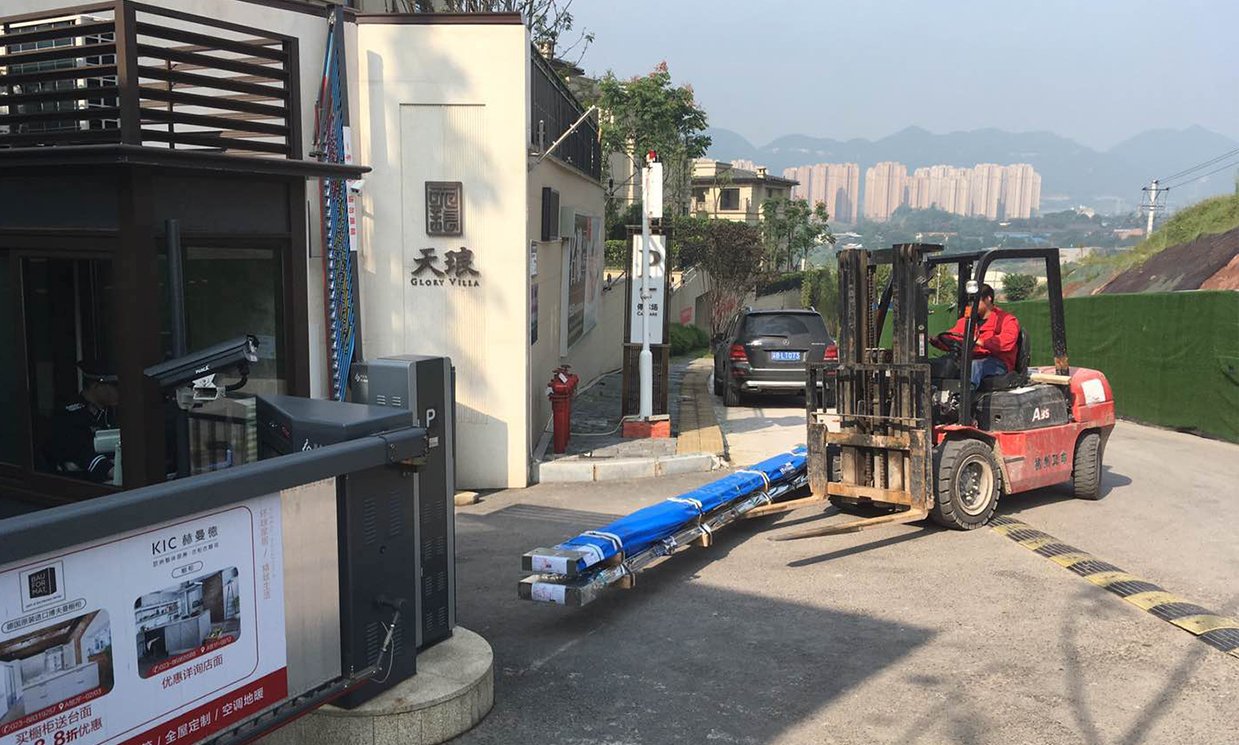 動態(tài)-龍湖天瑯別墅電梯到貨~~~